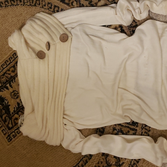 Dress - Picture 2 of 4